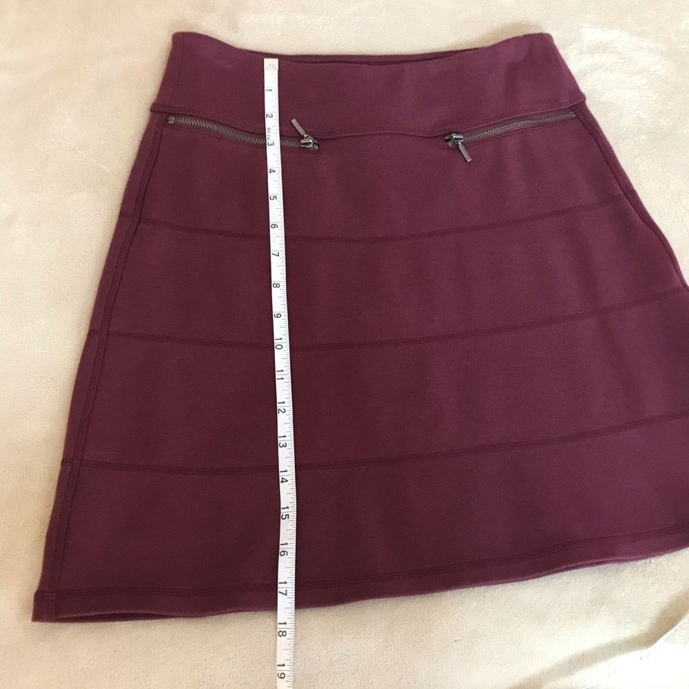 Athleta Mini Skirt - Size XS - Picture 9 of 11